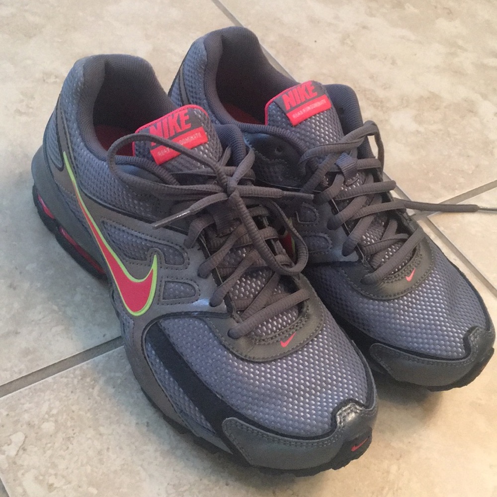 Women’s Nike REAX